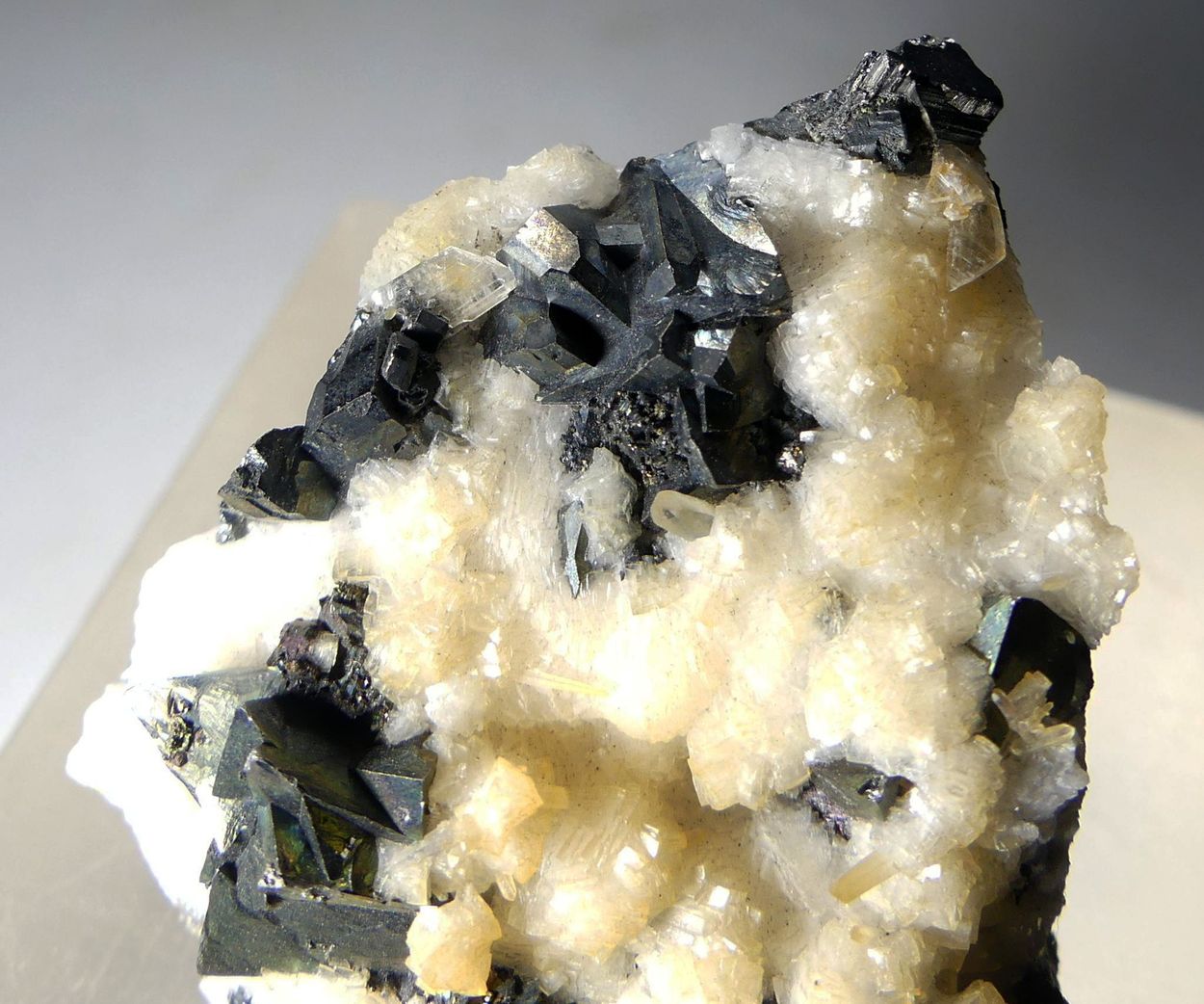 Tetrahedrite On Dolomite With Quartz