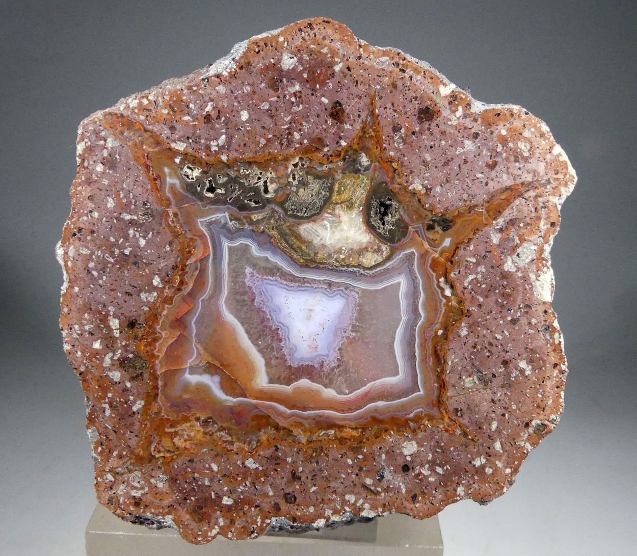 Agate Var Thunder Egg