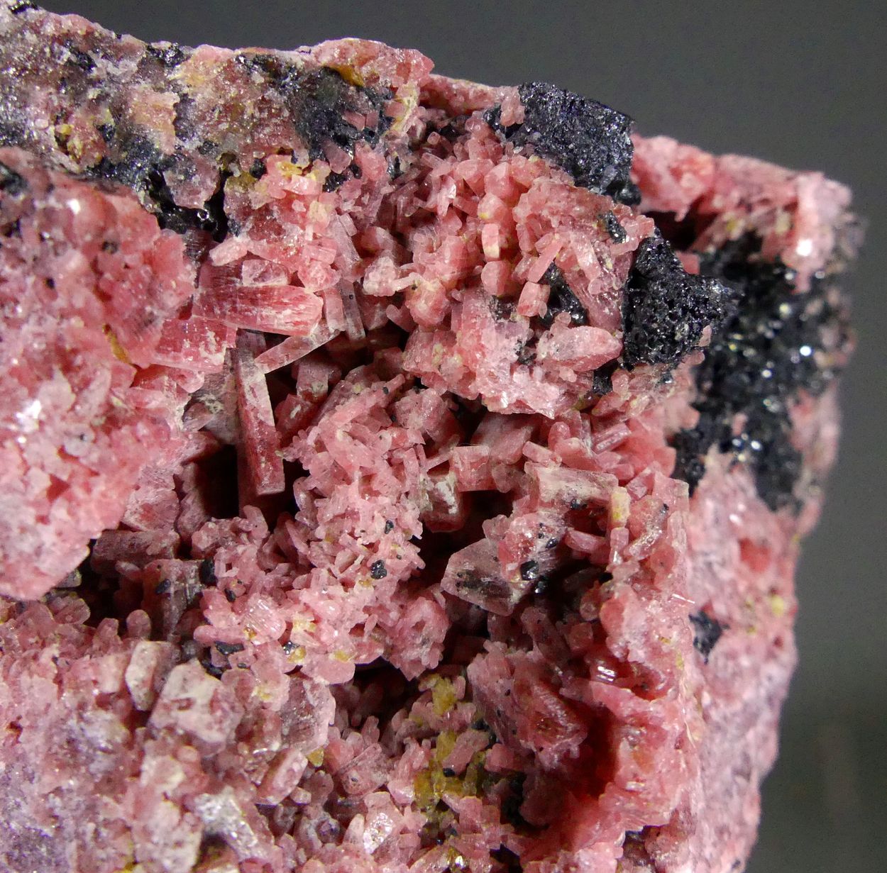 Rhodonite & Franklinite