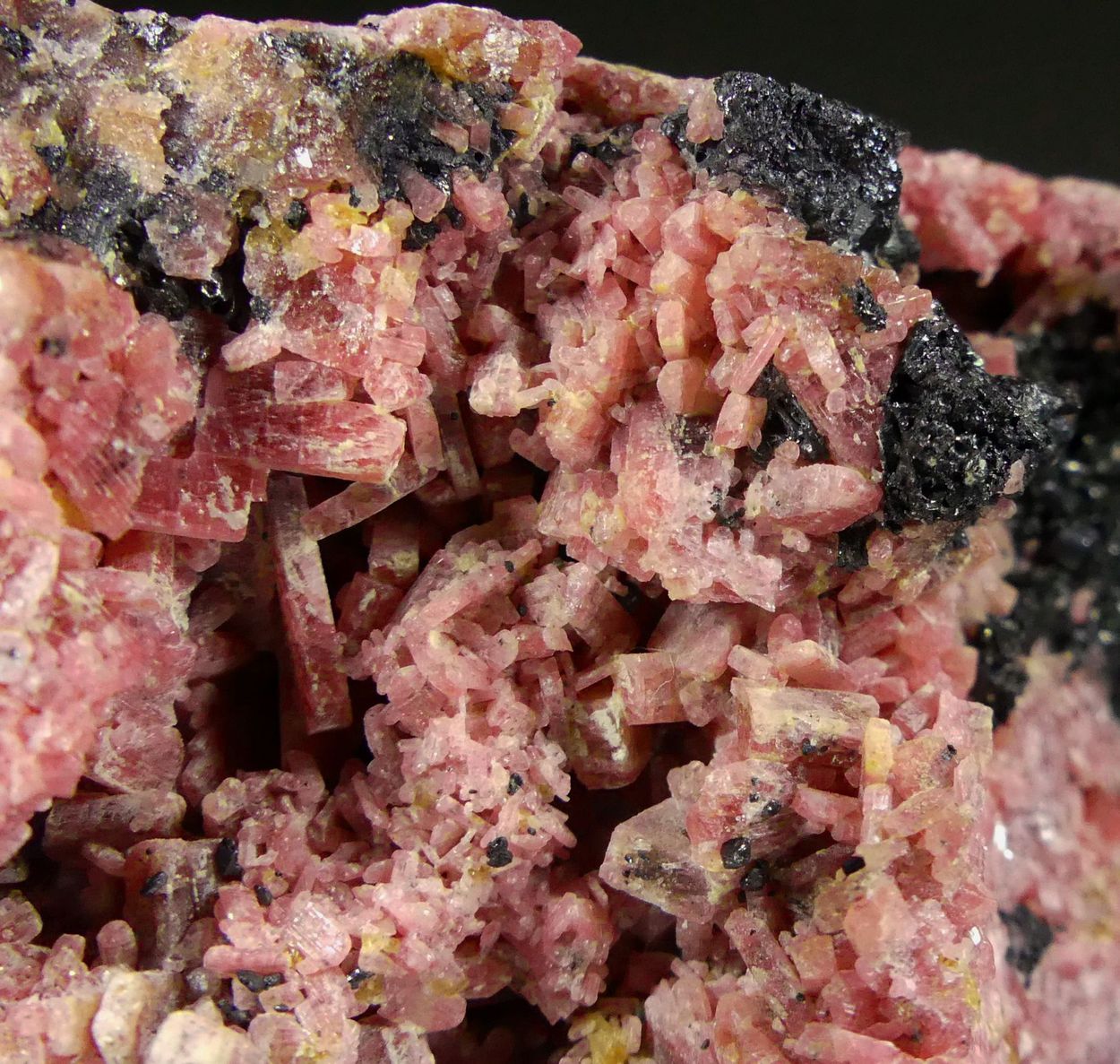 Rhodonite & Franklinite