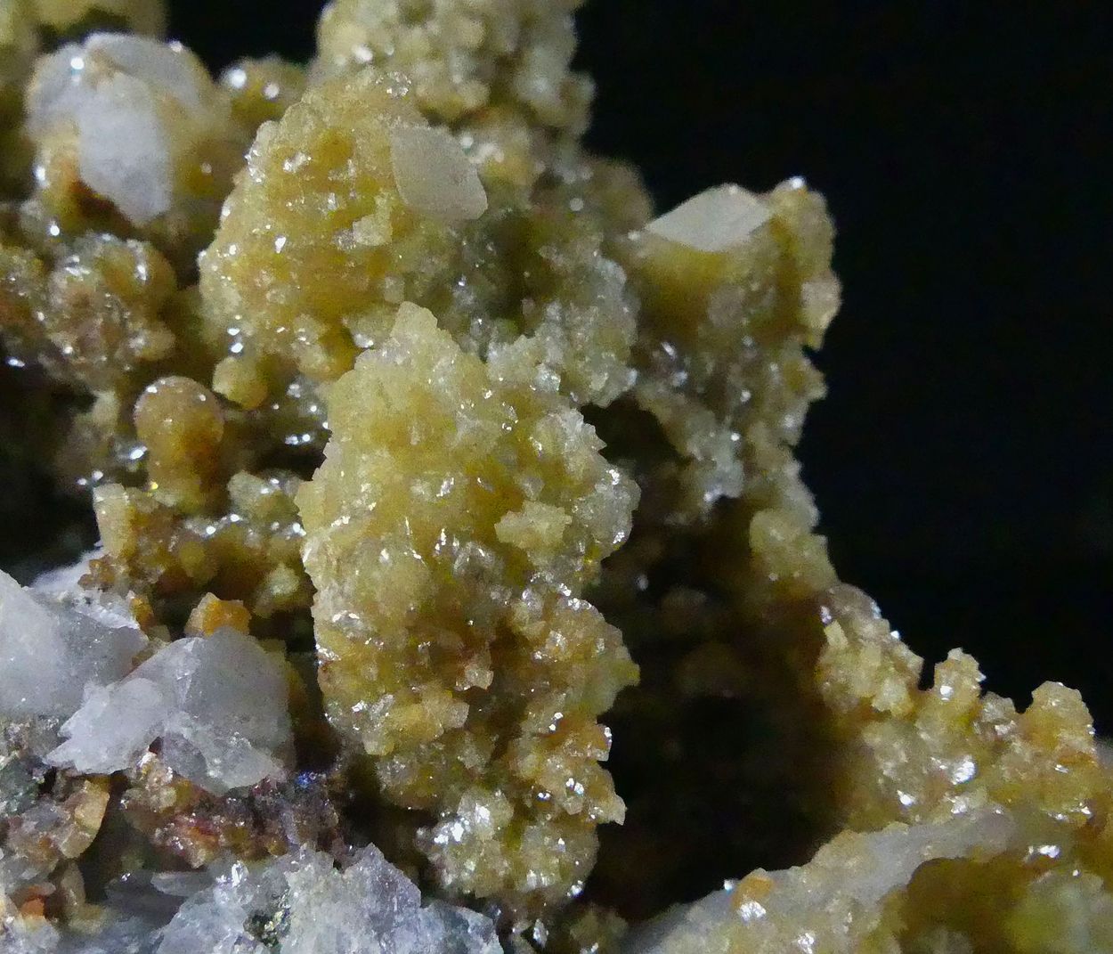 Siderite & Dolomite On Quartz