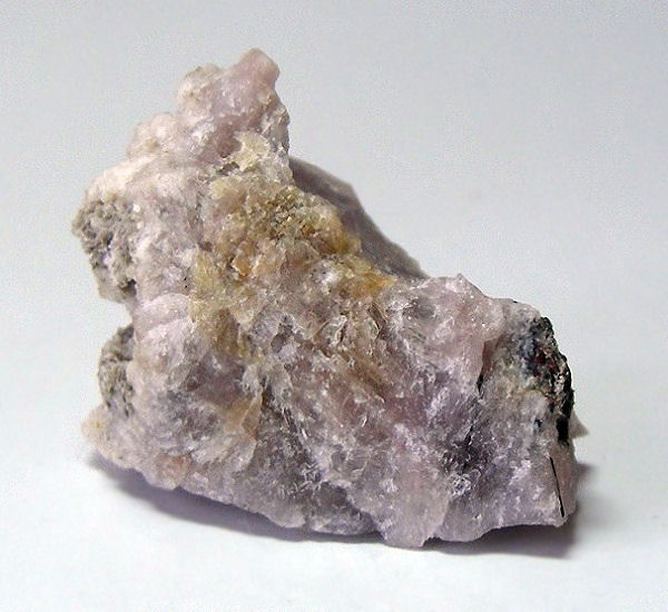 Belovite-(Ce)