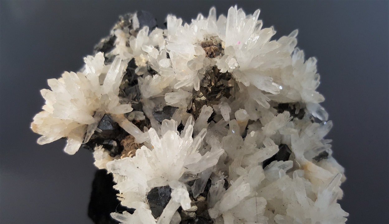 Quartz & Sphalerite