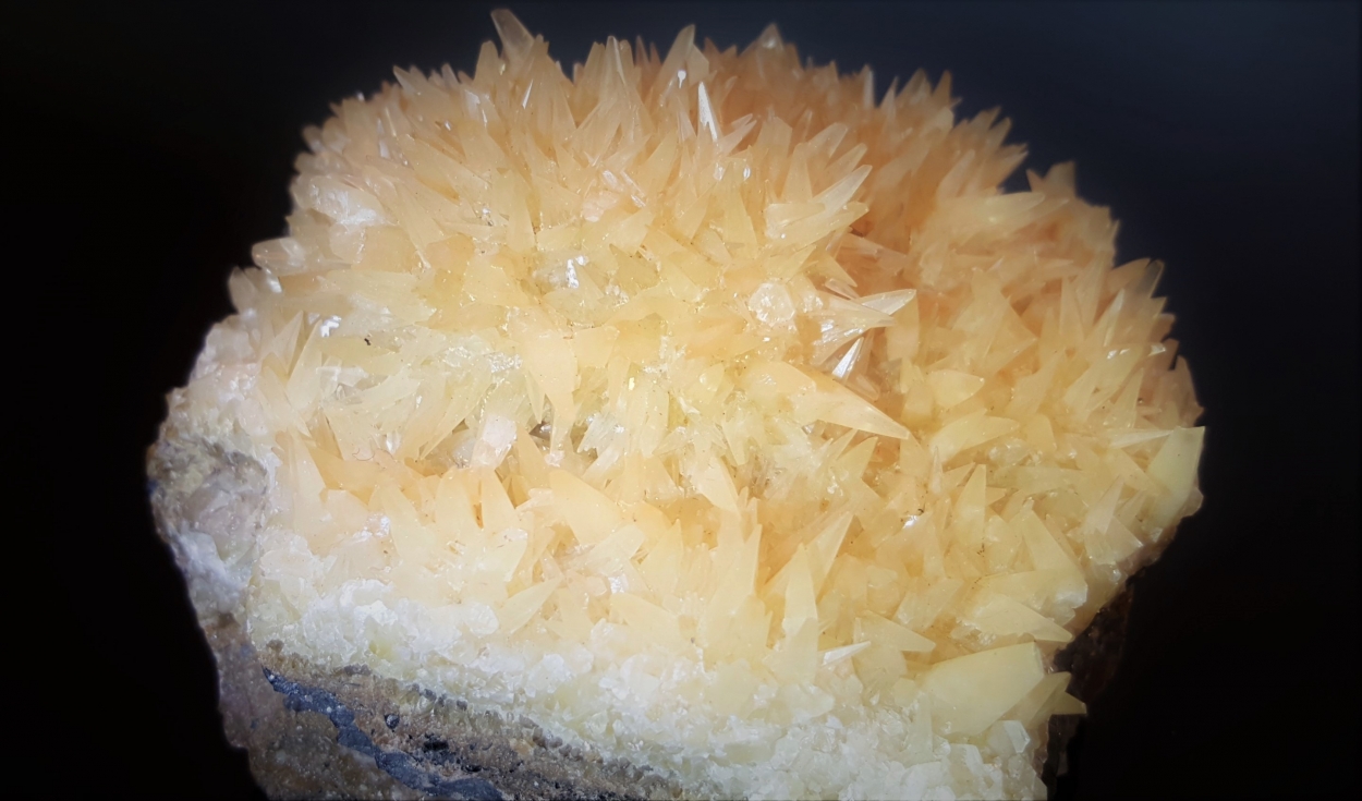 Calcite Apatite Hematite Stilbite