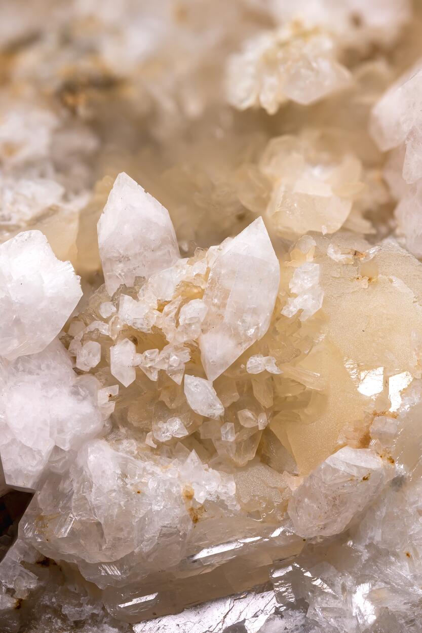Fluorapophyllite-(K) Stilbite & Calcite