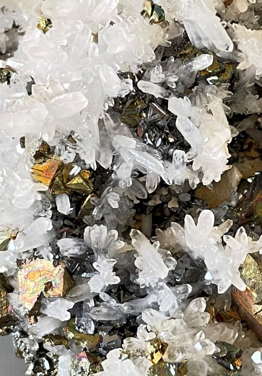 Chalcopyrite & Quartz On Sphalerite