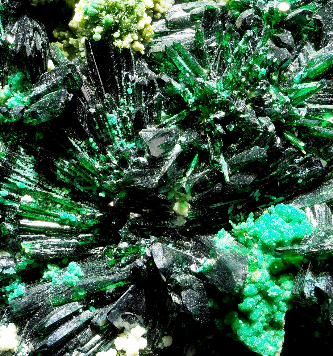 Atacamite Pseudomalachite Libethenite Halloysite