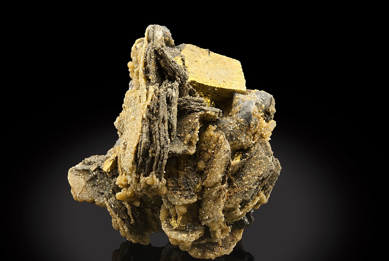 Chalcopyrite & Pyrrhotite