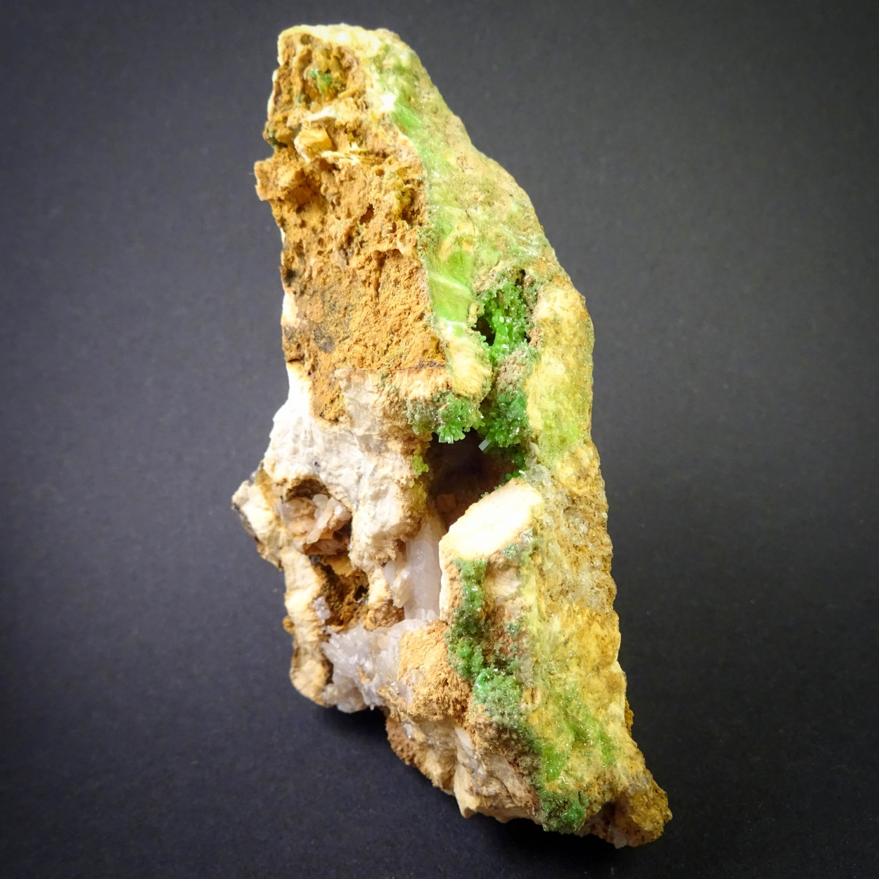 Pyromorphite Cerussite