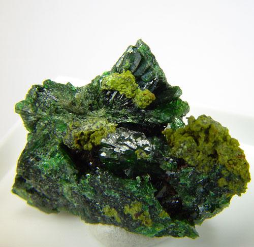 Olivenite & Tsumcorite