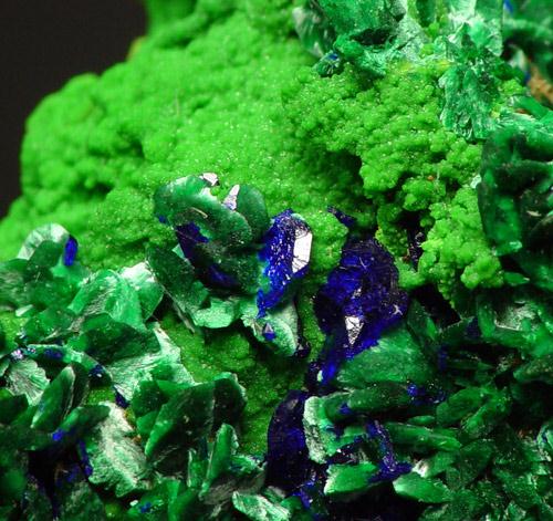 Arsentsumebite & Malachite Azurite