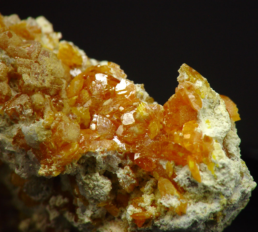 Wulfenite & Phosphohedyphane