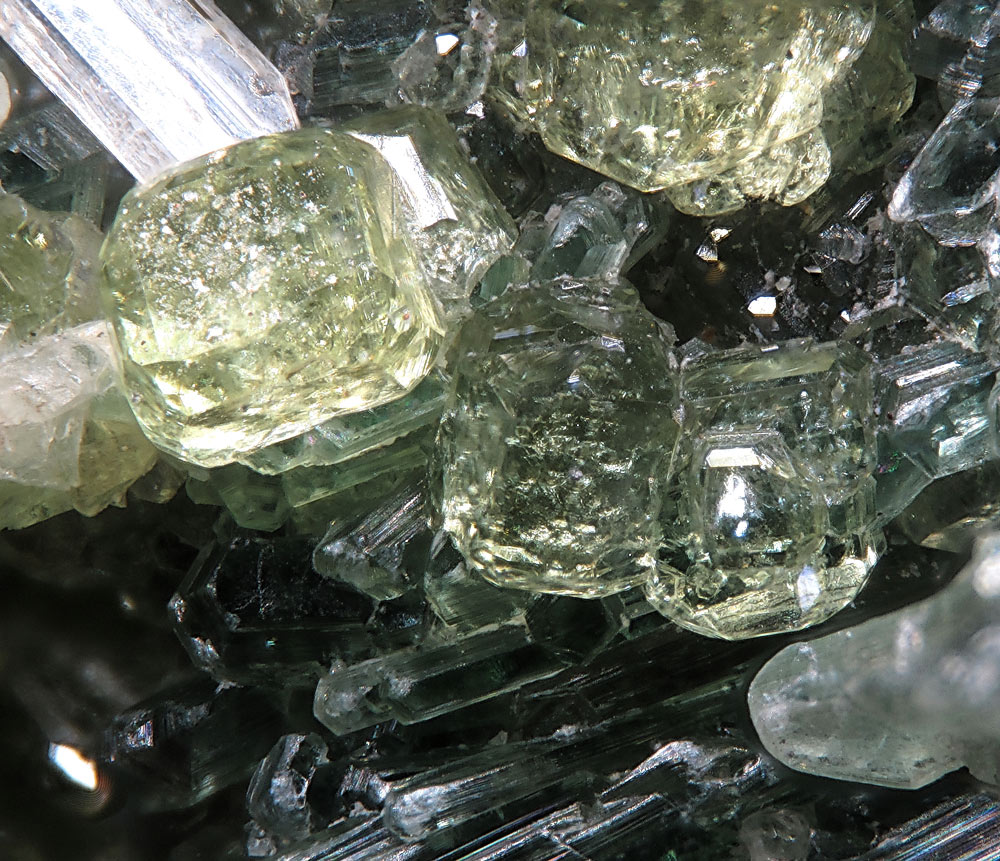 Diopside Vesuvianite & Epidote