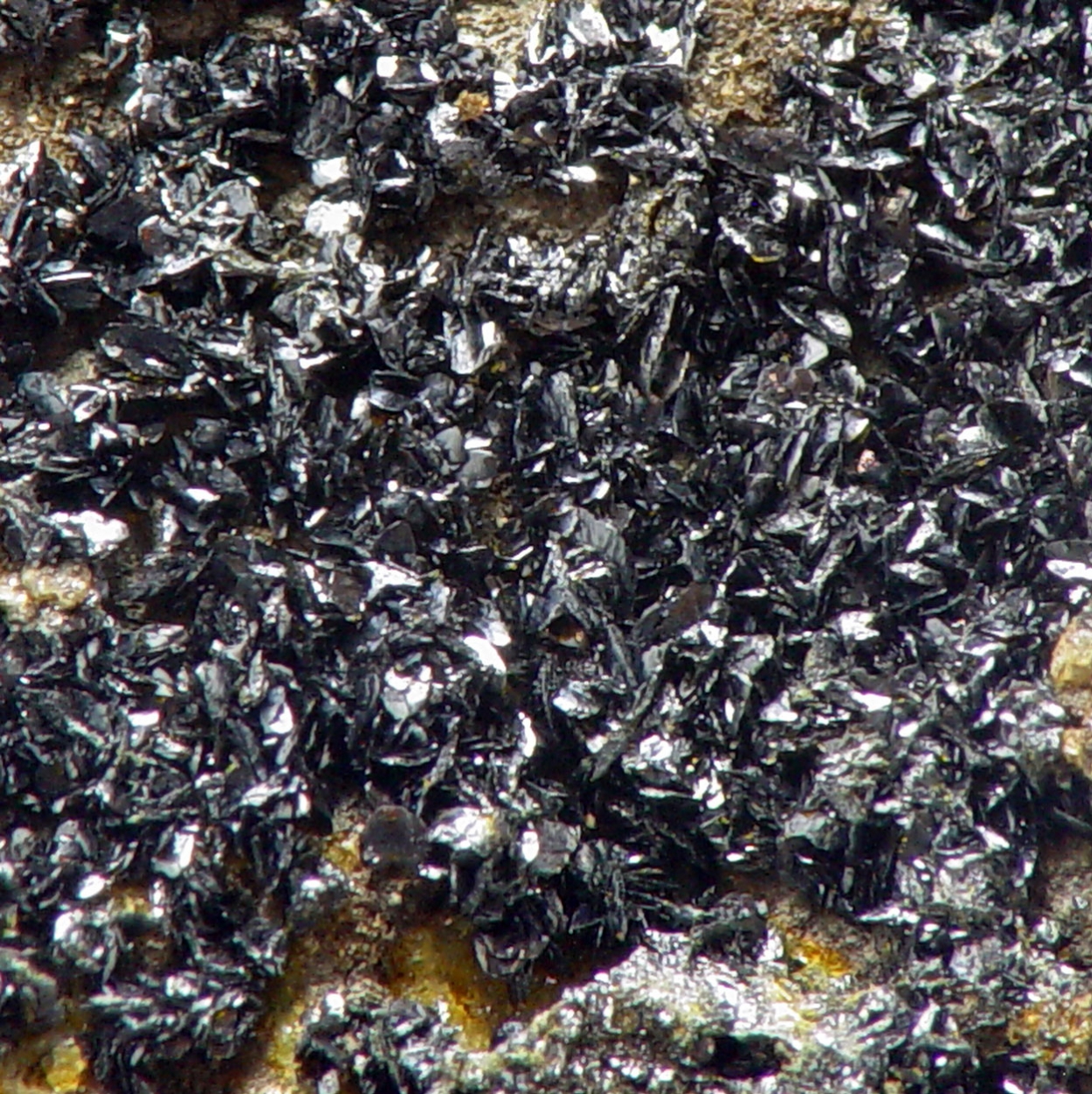 Vauquelinite