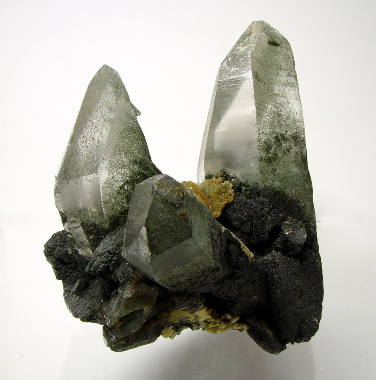 Quartz With Chlorite