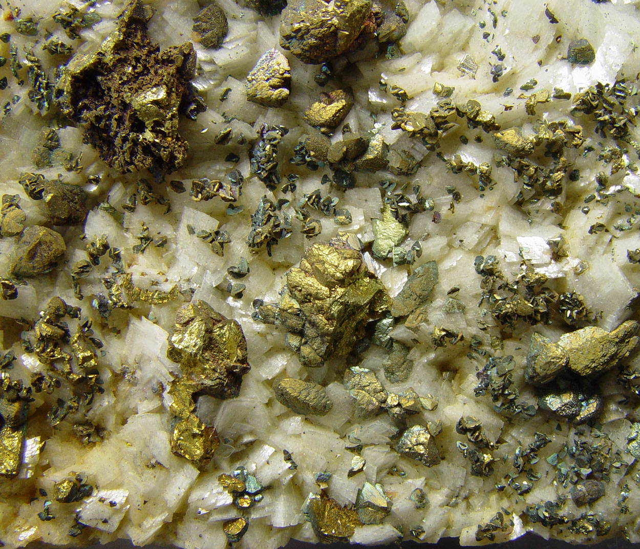 Chalcopyrite On Dolomite