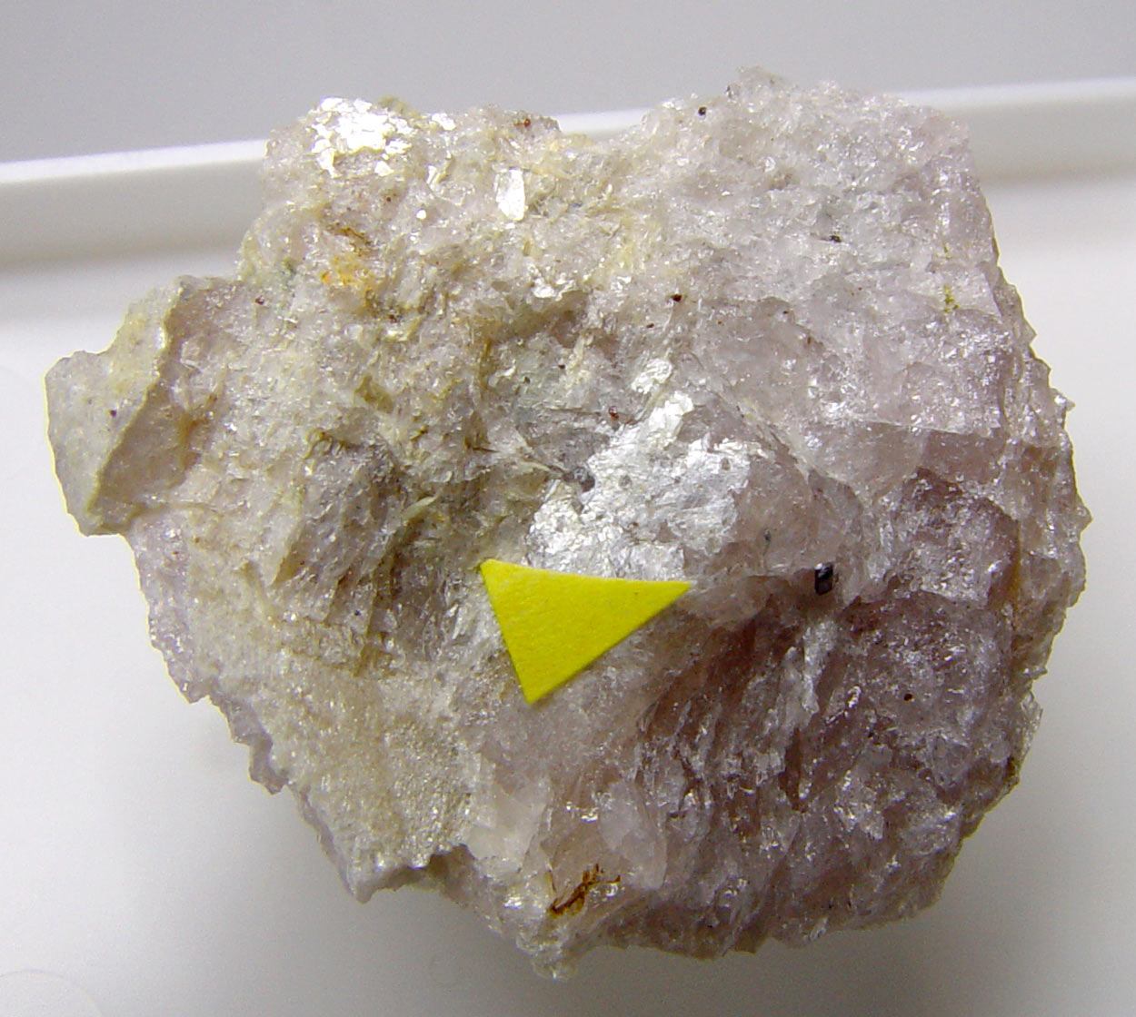 Phosphoellenbergerite