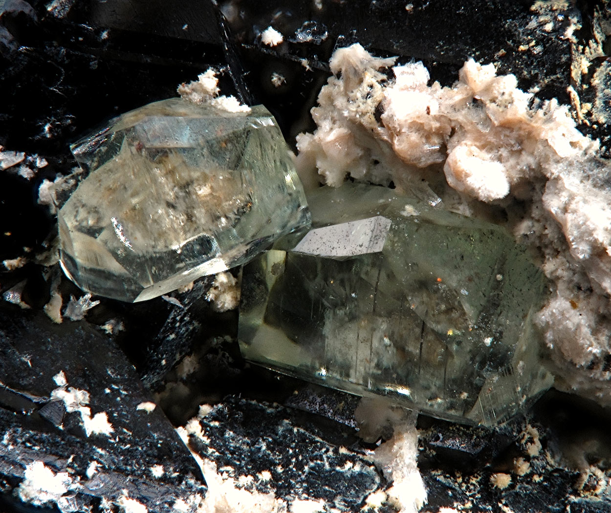 Landesite & Ludlamite