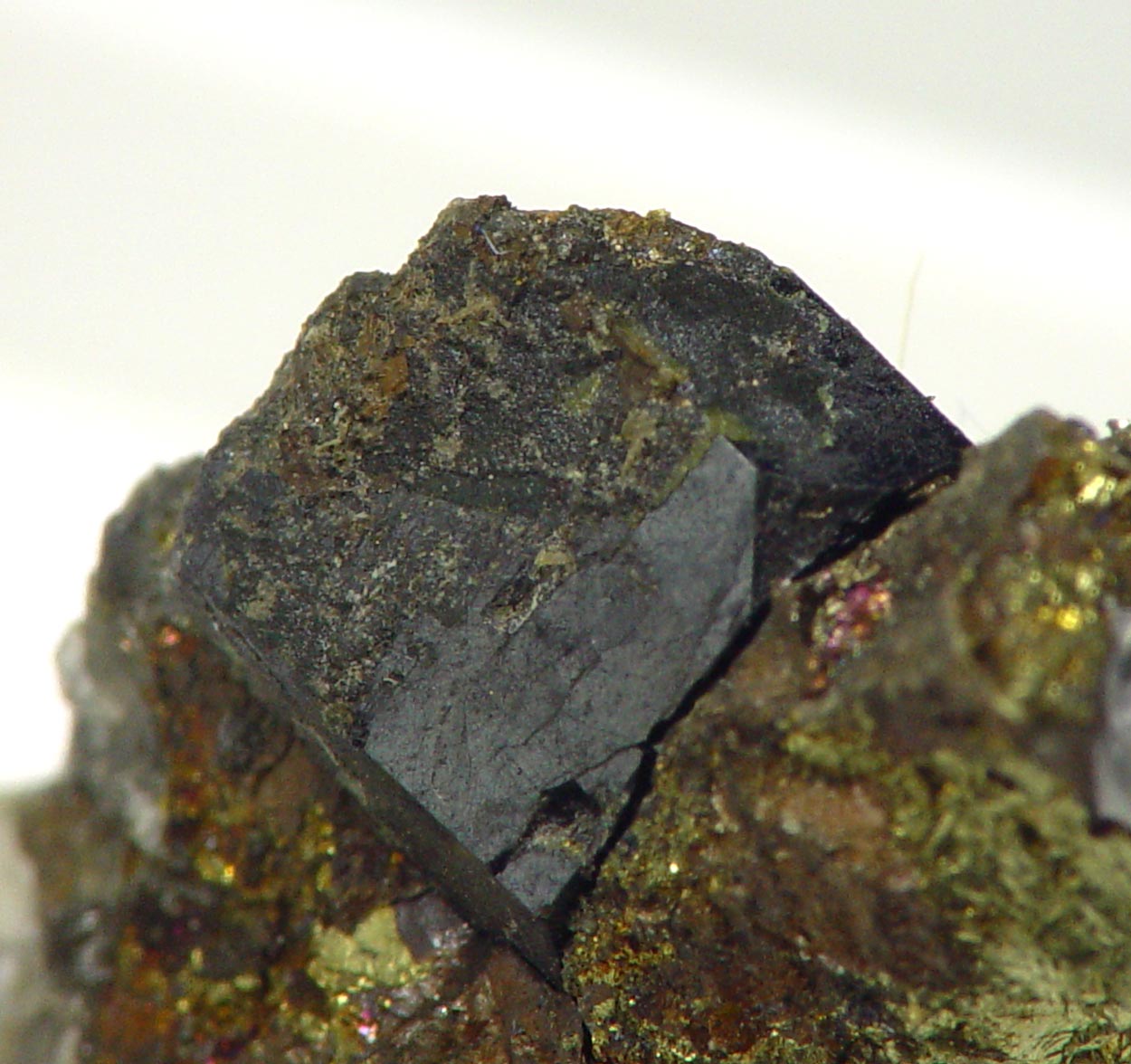 Eskolaite