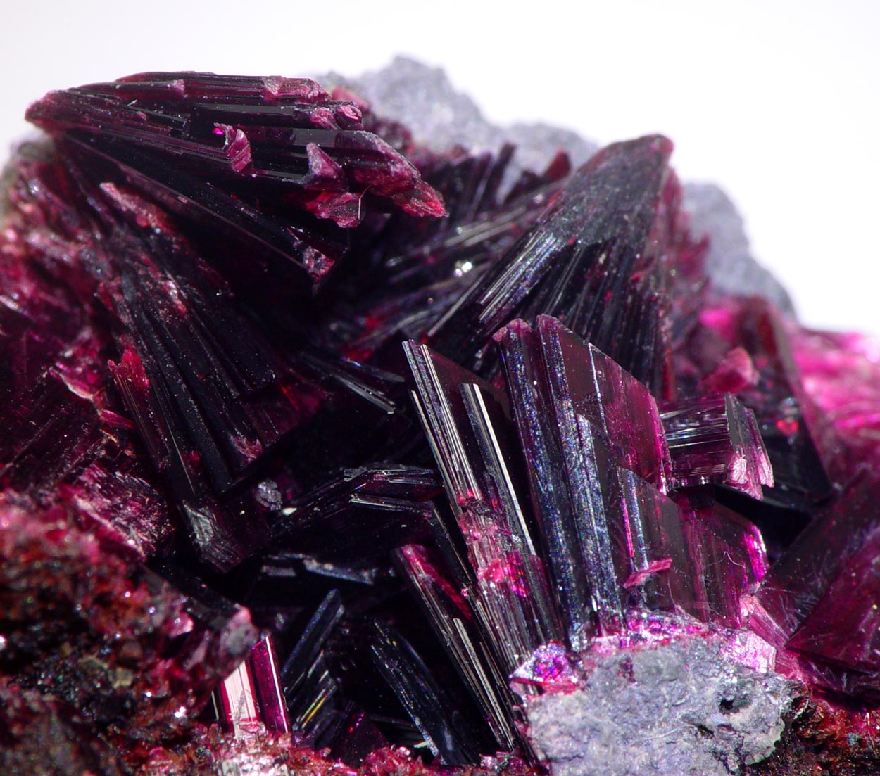 Erythrite