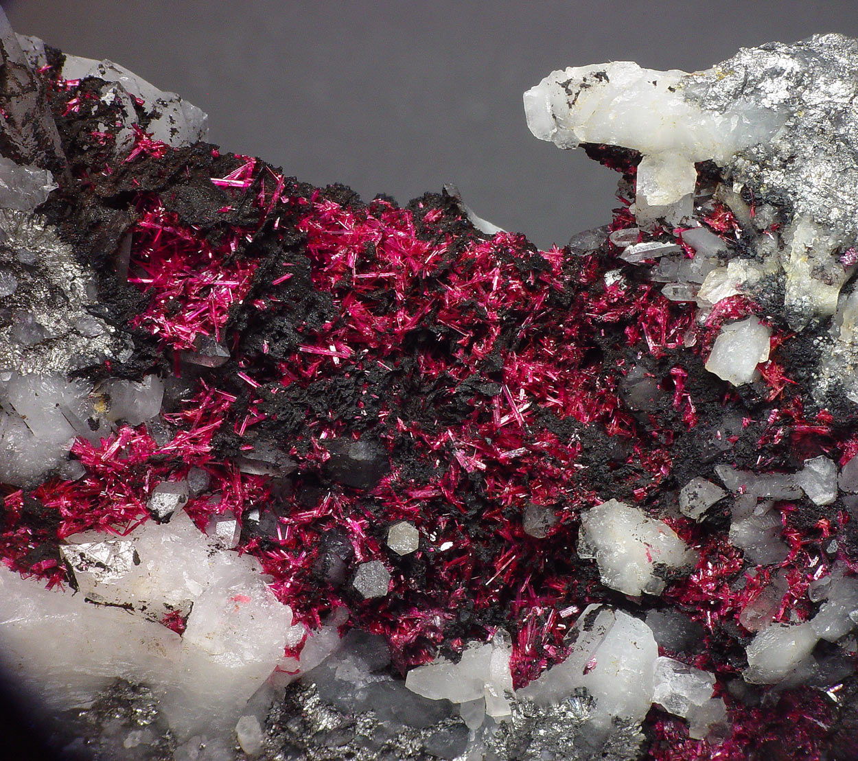 Erythrite