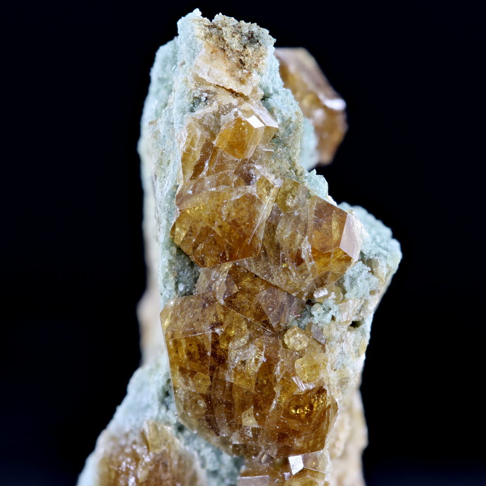 Garnet Var Grossular With Fassaite