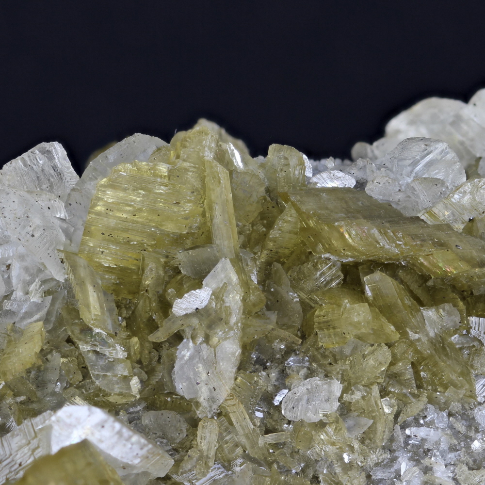 Pyrrhotite Siderite & Calcite