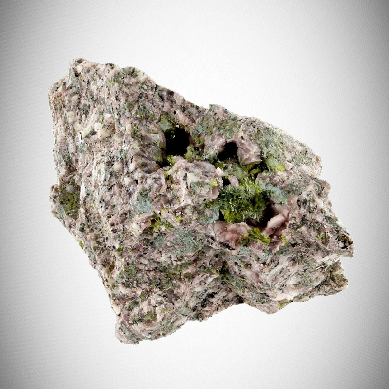 Pumpellyite With Clinozoisite