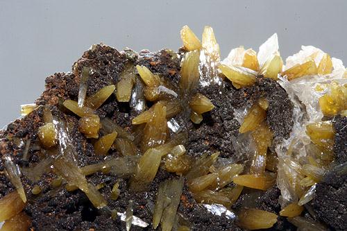 Wulfenite