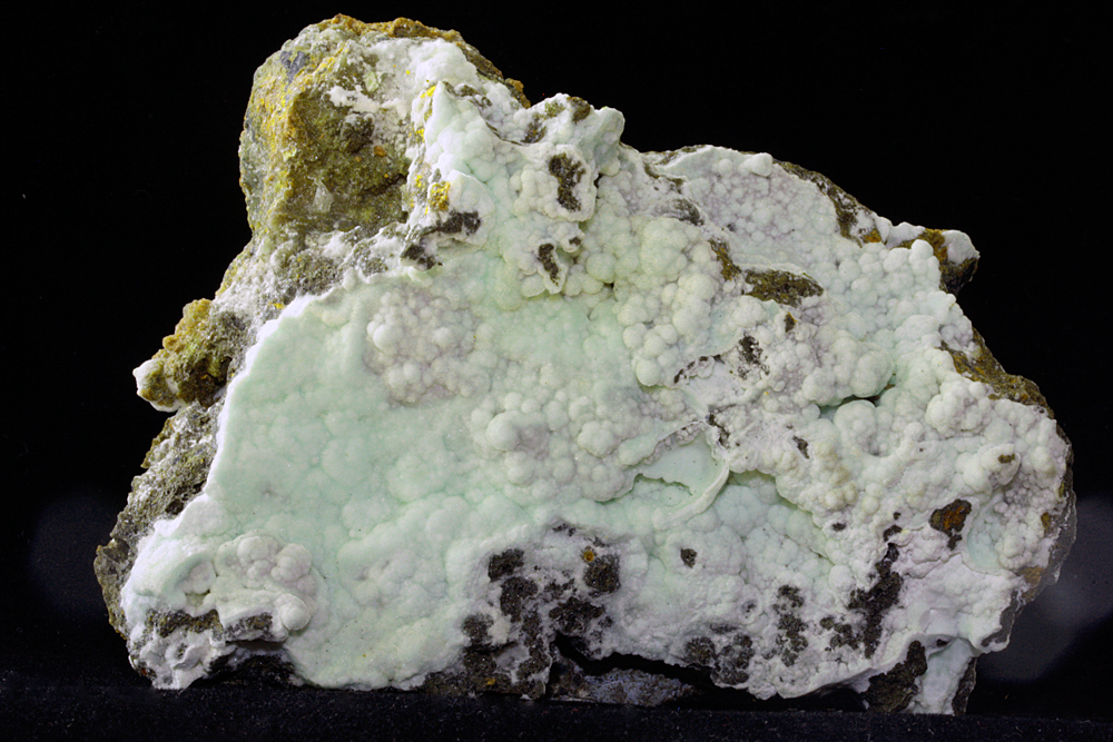 Aragonite On Mottramite