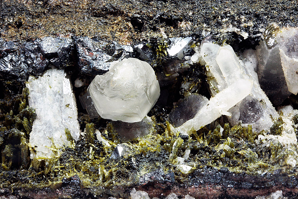 Epidote Magnetite & Calcite