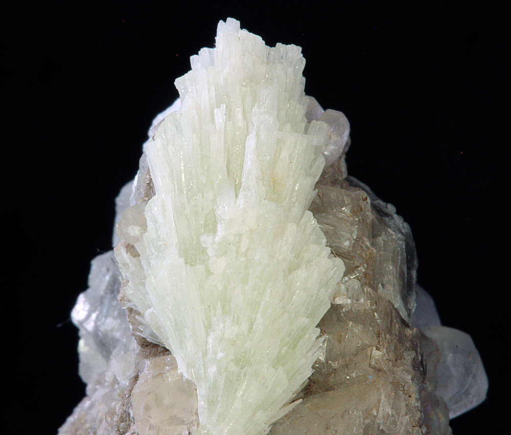 Strontianite On Calcite