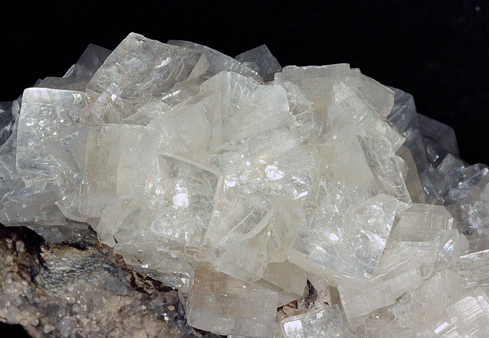 Hydroxyapophyllite-(K)