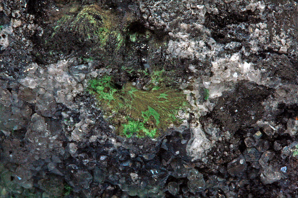 Malachite Crednerite & Pyrolusite