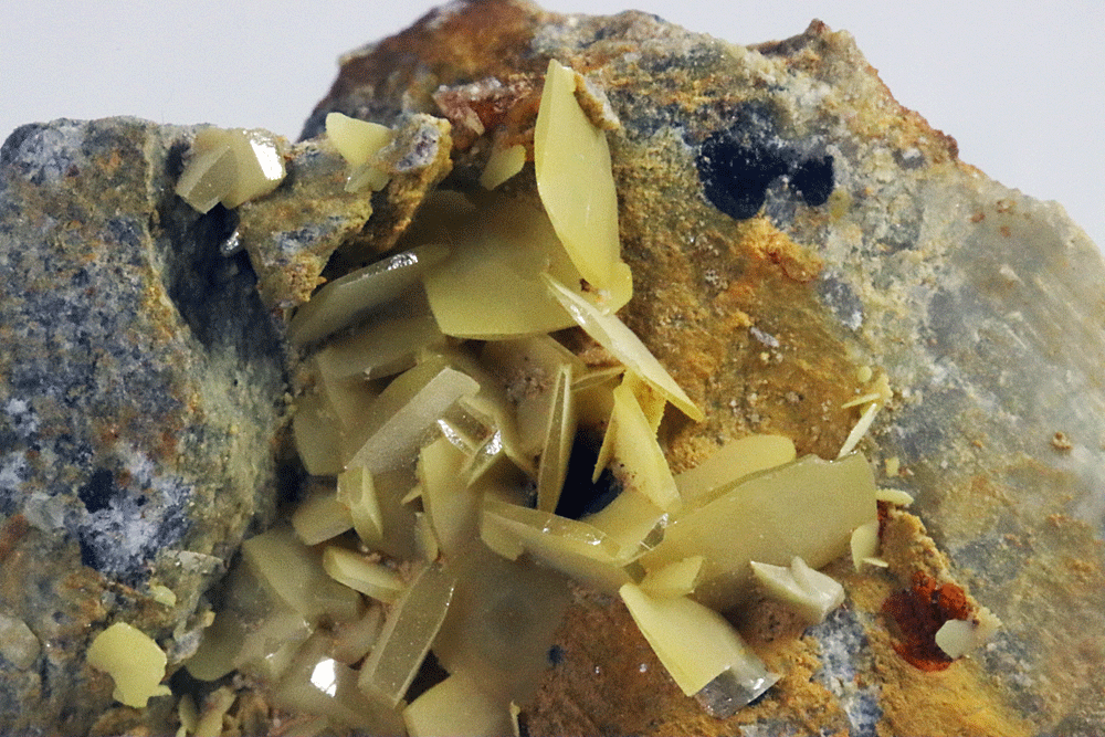 Wulfenite