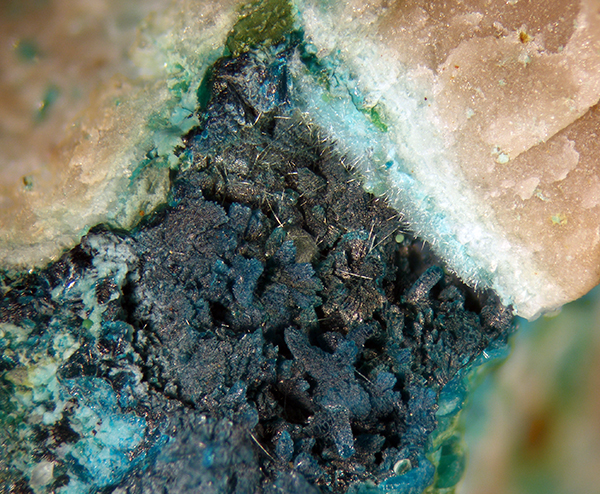 Gilmarite Manganoan Olivenite & Conichalcite