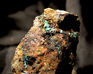 Molybdofornacite & Malachite