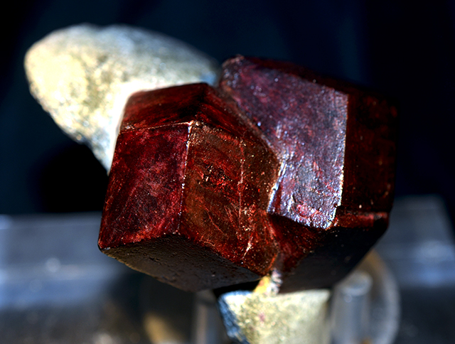 Garnet Var Almandine