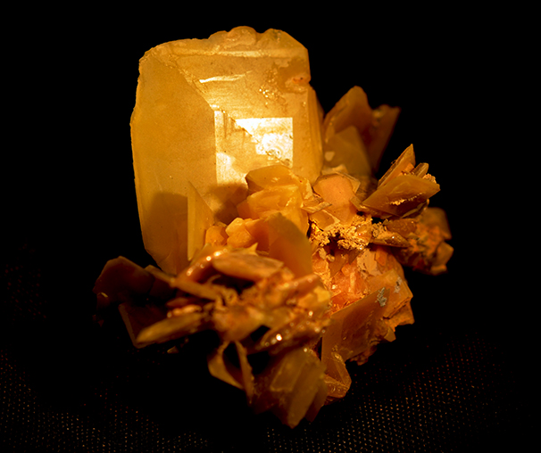 Wulfenite