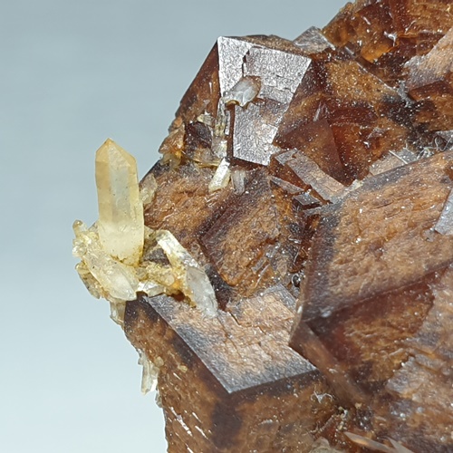 Andradite & Quartz On Hedenbergite