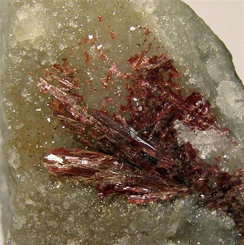 Erythrite