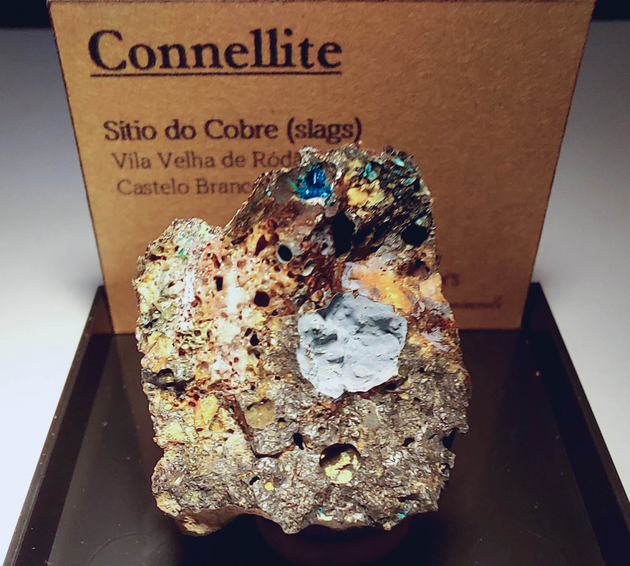 Connellite