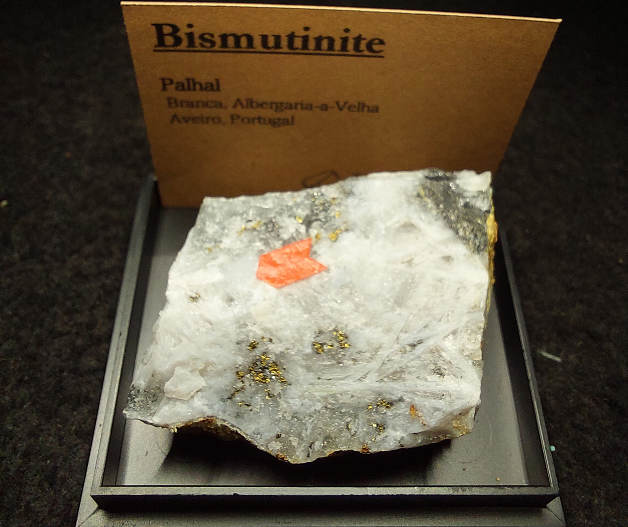 Bismuthinite