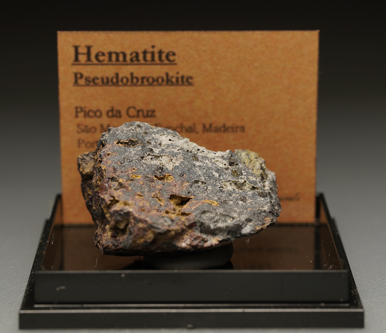 Hematite & Pseudobrookite