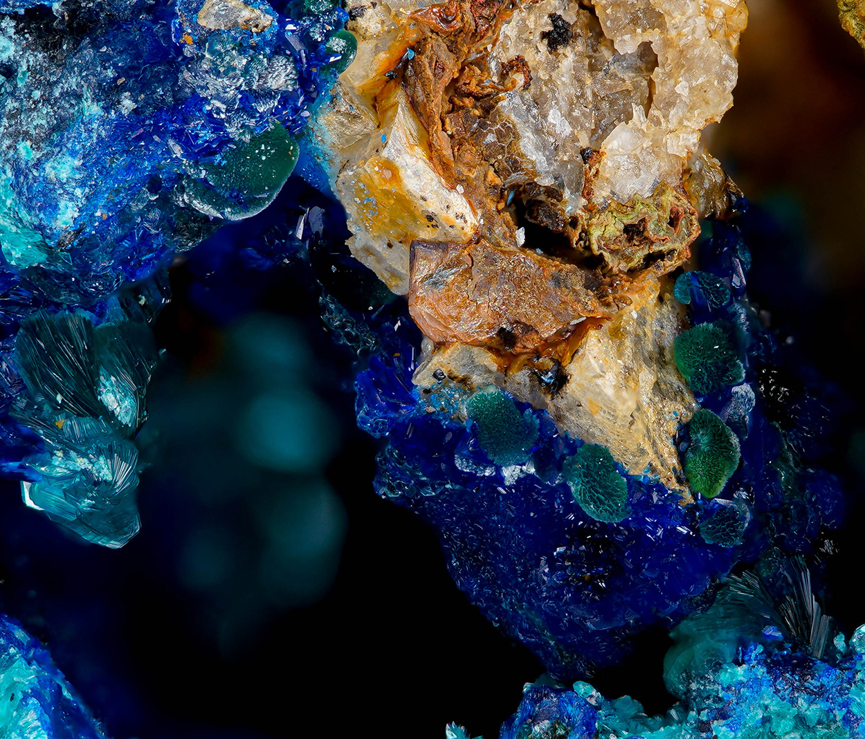 Tangdanite Azurite & Chenevixite