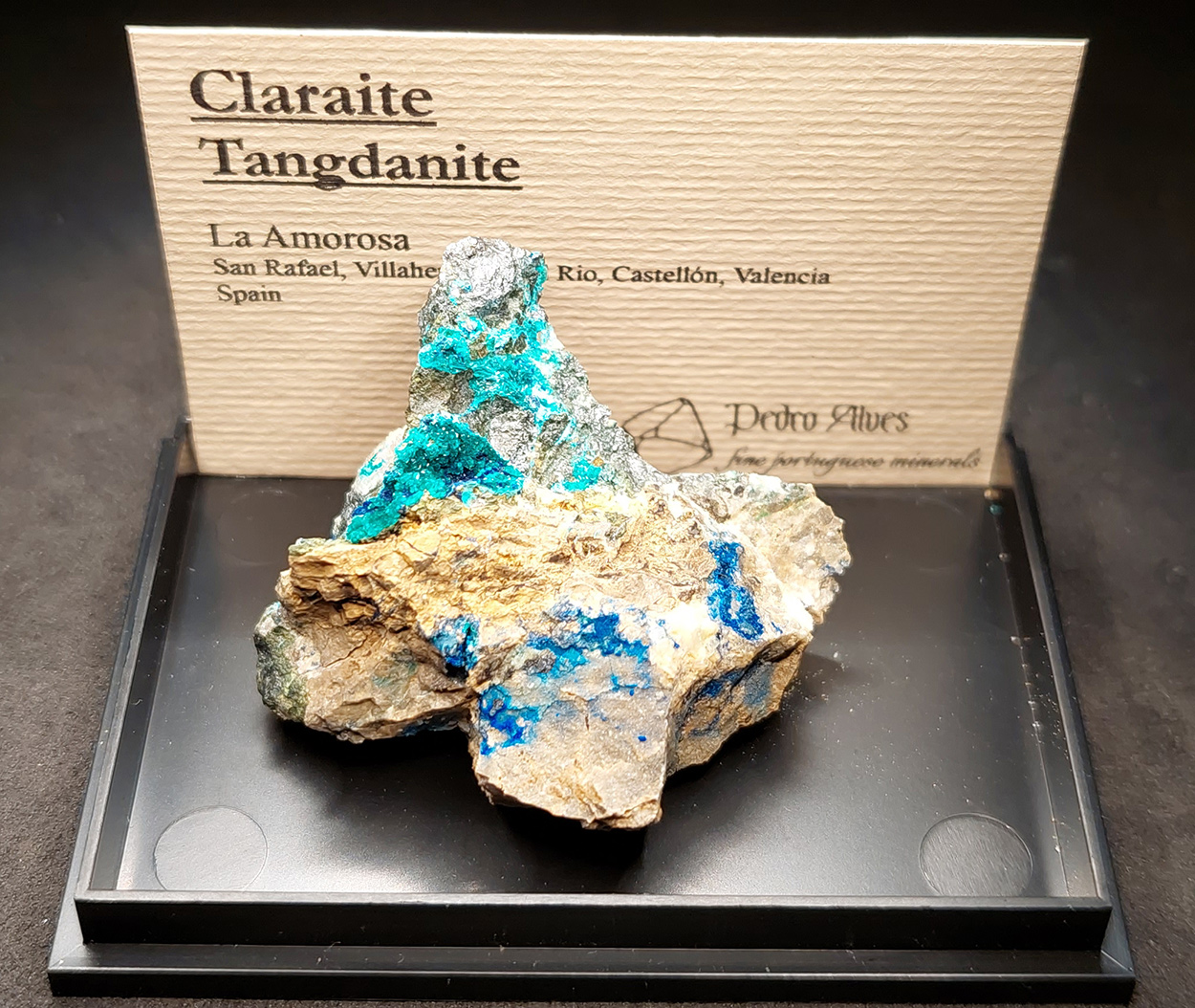 Tangdanite Claraite & Azurite
