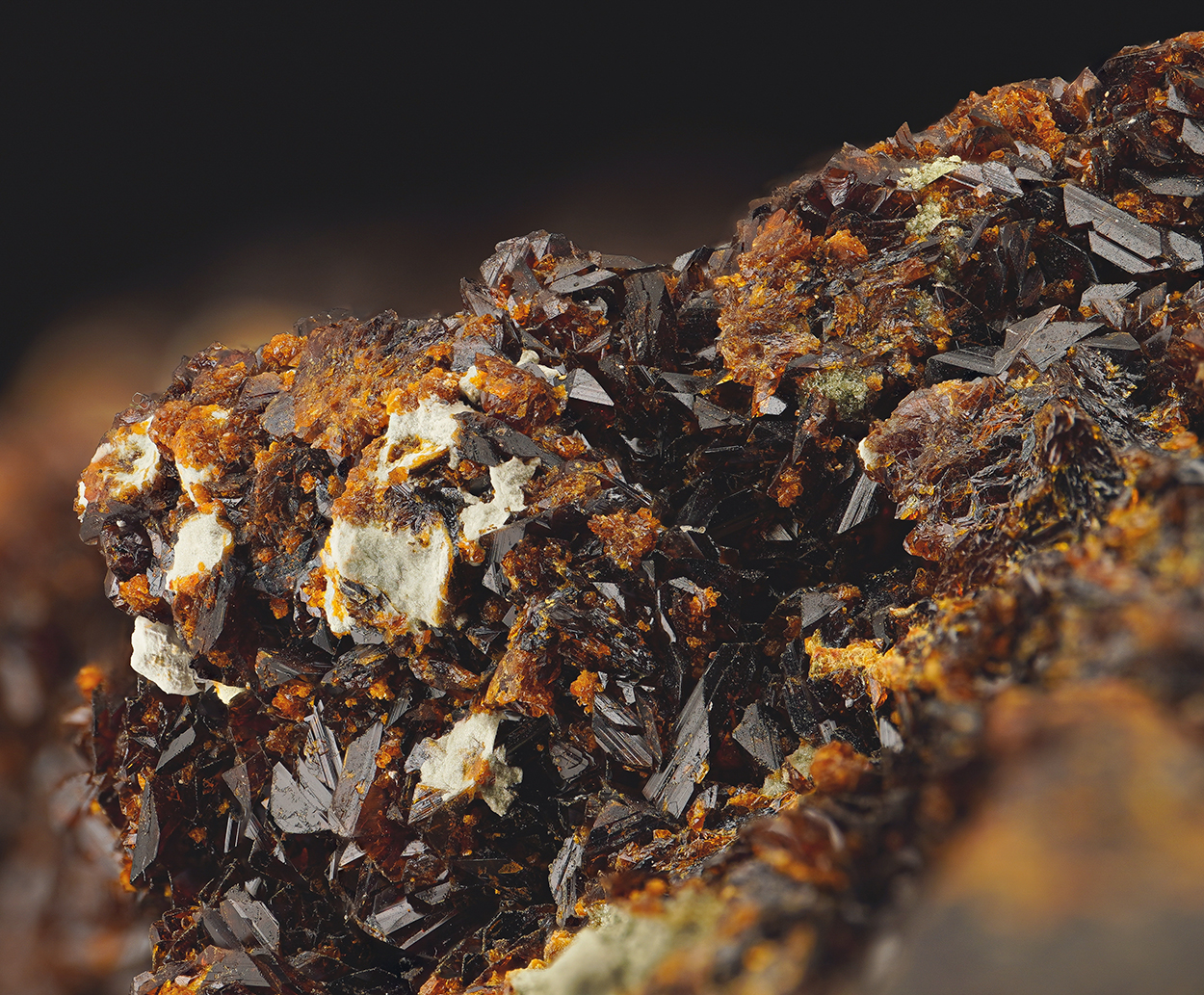 Kamarizaite & Jarosite