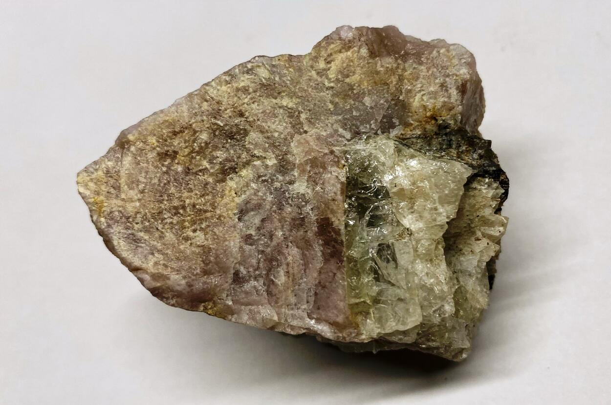 Chkalovite Ussingite