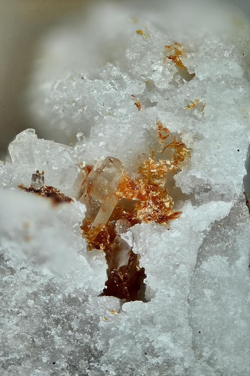 Pyroaurite-2H