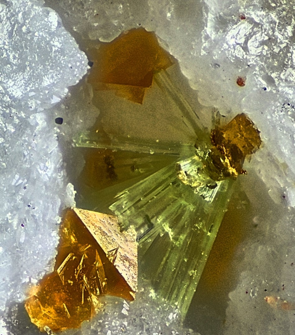 Telluromandarinoite